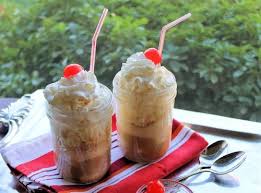 Root Beer receta,Root Beer bebida,Root Beer coctel