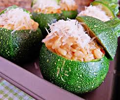 Calabacitas rellenas cocinan, Calabacitas rellenas cocinando, Calabacitas rellenas receta