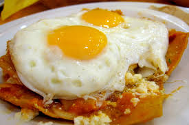 Chilaquiles Huevo cocinar,Chilaquiles Huevo receta,Chilaquiles Rojos Huevo